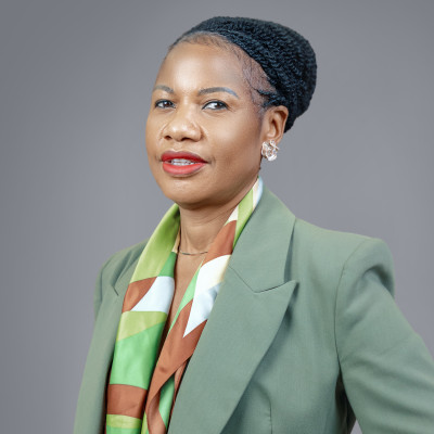 Dr Lea Namoloh Dr Lea Namoloh